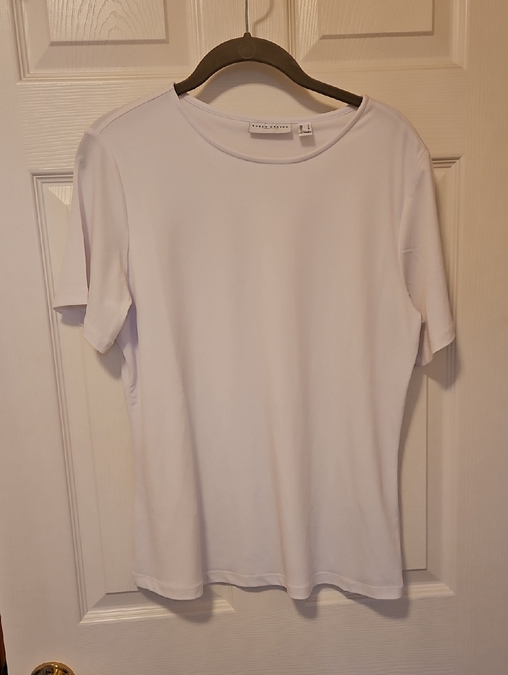 Susan Gravwr Lightweight White Short-Sleeve Crewneck Blouse